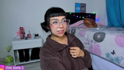 Ill be on at sunday see u Lynn  Could u help me to reach 100 Thmbs upp plssss   Independent girl 3 online show from 01.10.25