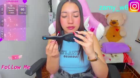 Snapshot of karla_cutee1 chatting on 05.13.26 karla online show from 05.13.26