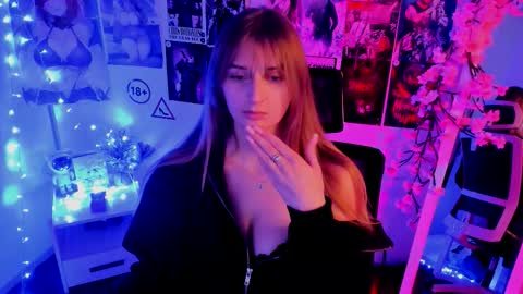 Karla online show from 11.13.25