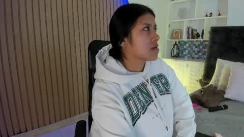 Snapshot of karla_gonzaless chatting on 07.12.26 Karla Gonzaless online show from 07.12.26
