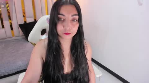 Karla  online show from 01.05.25