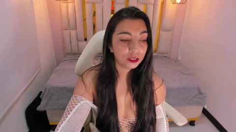 Karla  online show from 02.15.25