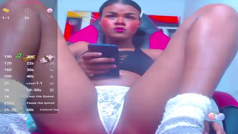 karla latina 28 online show from 09.29.25