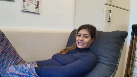 Snapshot of karladreamssex chatting on 11.21.25 Crystyna online show from 11.21.25