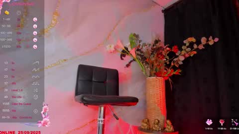 Snapshot of karlaebony_ts chatting on 09.25.25 KARLA online show from 09.25.25