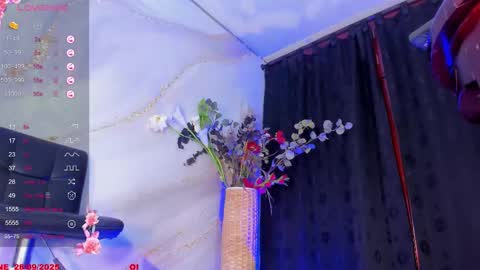 Snapshot of karlaebony_ts chatting on 09.28.25 KARLA online show from 09.28.25