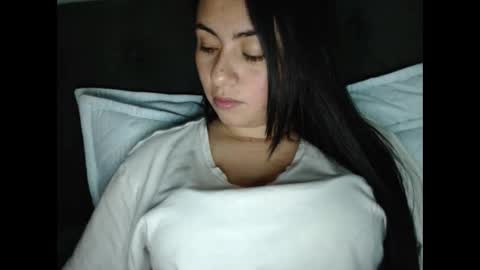 Snapshot of karlagiraldo140 chatting on 10.09.25 Karla Giraldo online show from 10.09.25
