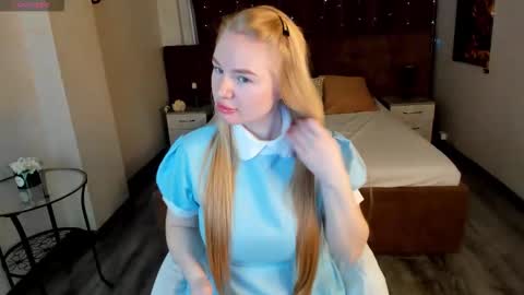 karlenegriess online show from 01.15.26