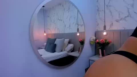 karlla_brown online show from 09.12.25