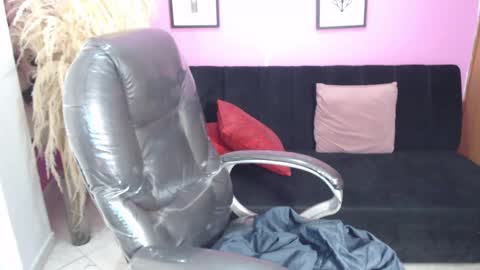 KARLYE online show from 09.19.25