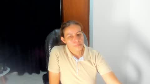 KARLYE online show from 11.23.25