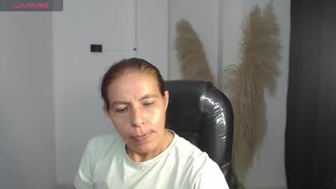 KARLYE online show from 01.12.26