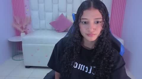 karol1_s online show from 05.21.26