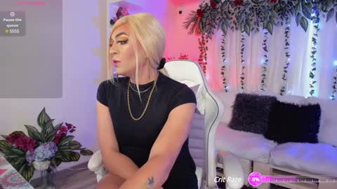 Snapshot of karol_elegance_ chatting on 01.29.25 karol online show from 01.29.25