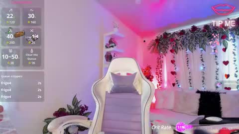Snapshot of karol_elegance_ chatting on 03.07.25 karol online show from 03.07.25