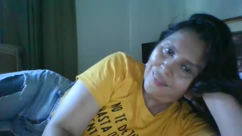 Snapshot of karol_gill chatting on 01.17.25 Karol online show from 01.17.25