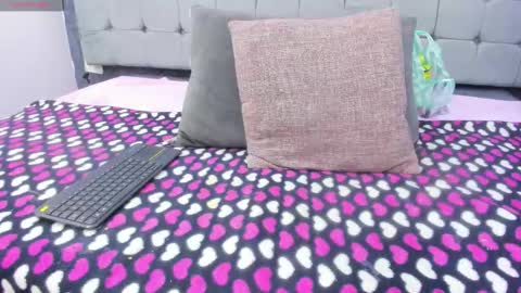 Karol online show from 12.20.25