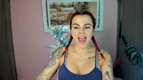 Snapshot of karol_milf__ chatting on 03.05.25 kAROL MILF online show from 03.05.25