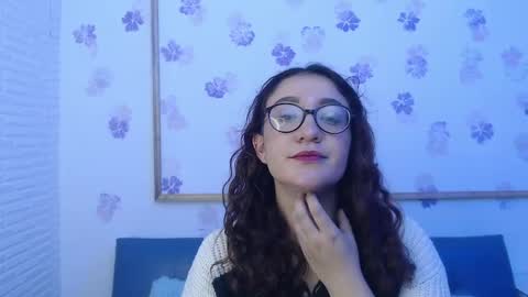 Snapshot of karol_prescot chatting on 04.17.26 Karol online show from 04.17.26