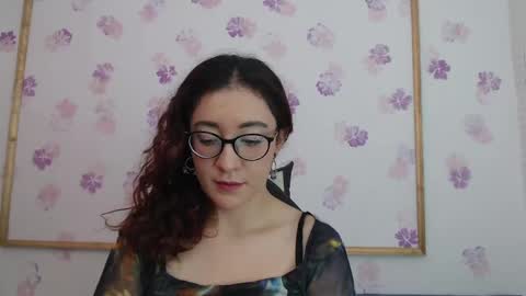 Snapshot of karol_prescot chatting on 04.22.26 Karol online show from 04.22.26