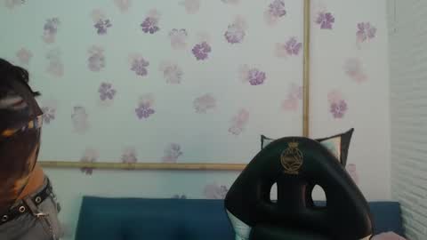 Snapshot of karol_prescot chatting on 04.29.26 Karol online show from 04.29.26