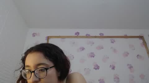 Snapshot of karol_prescot chatting on 05.22.26 Karol online show from 05.22.26