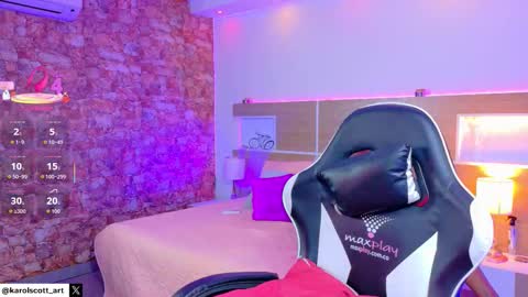 KAROL SCOTT online show from 01.07.26