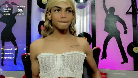 karol Vanessa   online show from 05.24.26
