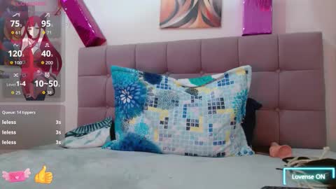 Snapshot of karol_wish chatting on 10.22.25 karol_wish online show from 10.22.25