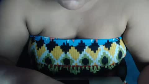 Snapshot of karolbb chatting on 12.27.24 karolbb online show from 12.27.24