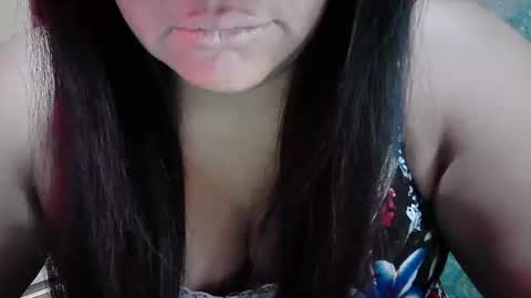 Snapshot of karolbb chatting on 02.06.25 karolbb online show from 02.06.25