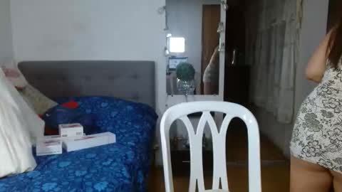 Snapshot of karolhot_x chatting on 09.26.25 karol online show from 09.26.25