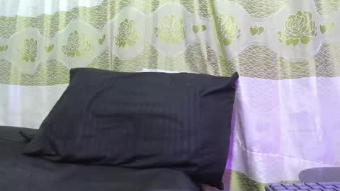 Karolinstagram.karoli sanz online show from 02.15.25