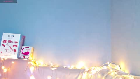 Snapshot of karolina_hottie_ chatting on 01.30.25 Kira online show from 01.30.25