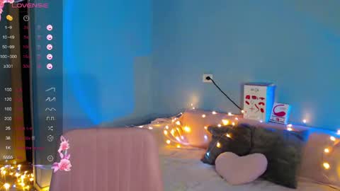 Kira online show from 03.12.26