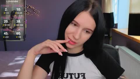 Karolina online show from 05.29.26