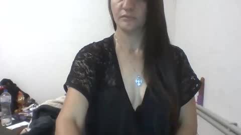 karolinacel online show from 10.24.25