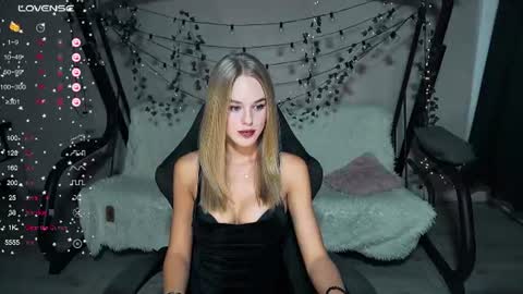 Snapshot of karolinahayes chatting on 07.24.26 KarolinaHayes online show from 07.24.26