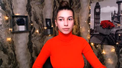 Karolina online show from 12.24.24