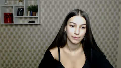 Karolina online show from 12.27.24