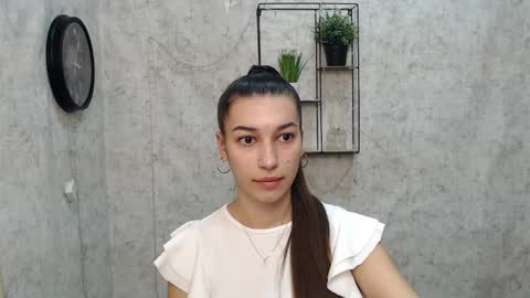 Karolina online show from 01.03.25