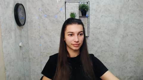 Karolina online show from 01.07.25
