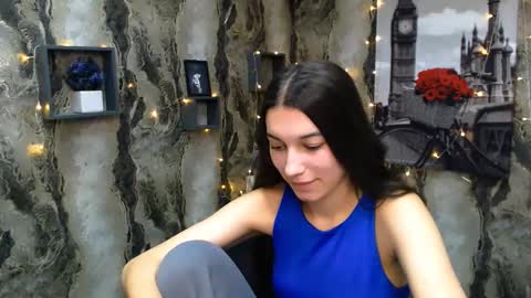 Karolina online show from 02.12.25