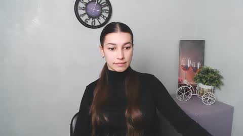 Karolina online show from 02.13.25