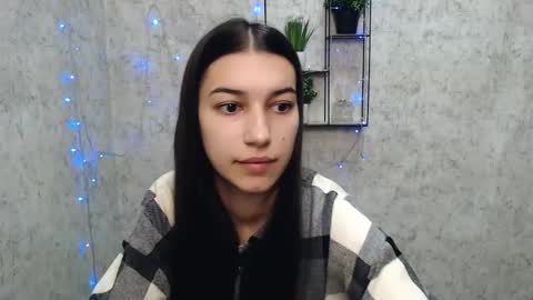 Karolina online show from 02.17.25