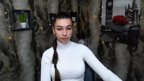 Karolina online show from 02.21.25