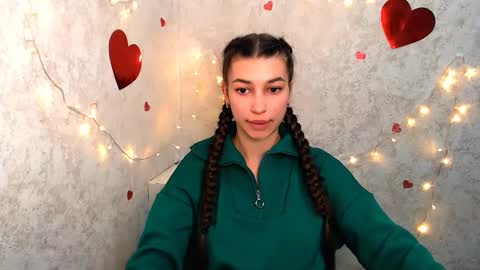 Karolina online show from 02.24.25