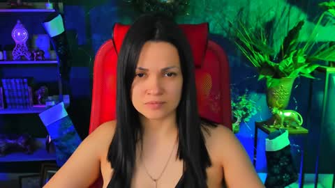 Karolina online show from 12.16.24