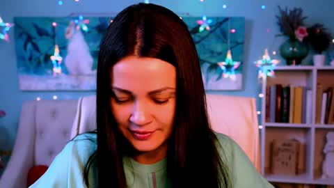 Karolina online show from 12.28.24