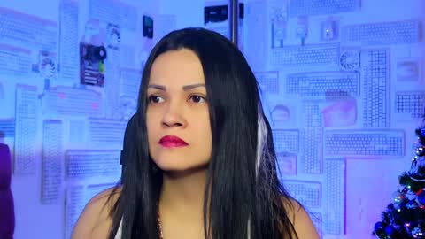 Karolina online show from 12.30.24